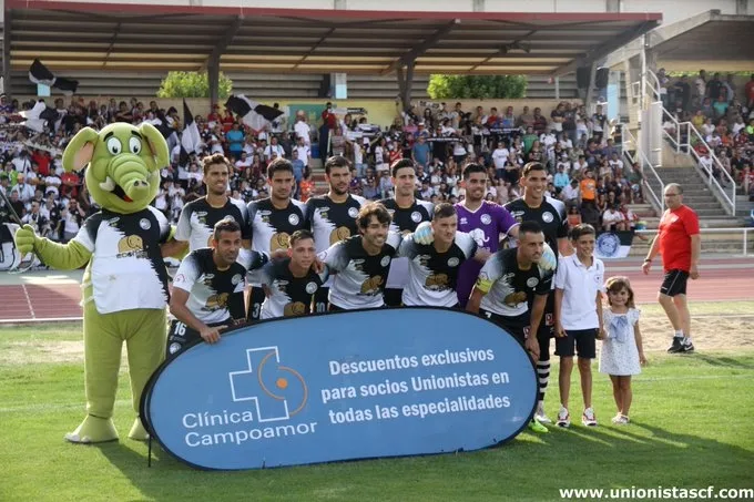 Un once de Unionistas / @UnionistasCF
