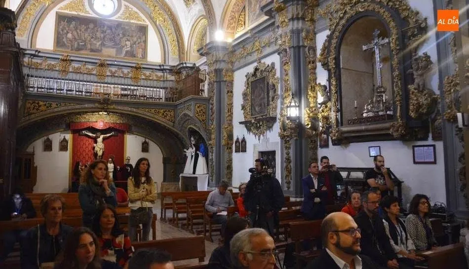 El interior de la iglesia fue remodelado al gusto barroco por Joaquín de Churriguera en el siglo  XVIII. Foto de Lydia González
