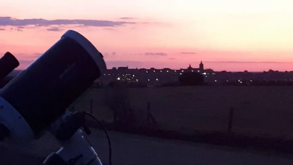 Foto 2 - La nueva asociaci&oacute;n Astr&oacute;briga organiza una observaci&oacute;n del Sistema Solar  