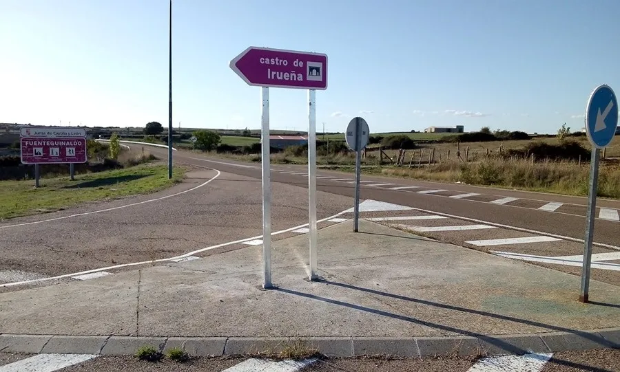 Foto 5 - El Castro de Irue&ntilde;a estrena una ruta interpretada con nueva se&ntilde;alizaci&oacute;n  