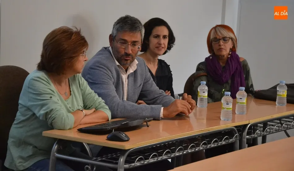 Foto 7 - Abierto el curso en el Aula de la UNED de Ciudad Rodrigo, la sede &ldquo;m&aacute;s din&aacute;mica&rdquo; del Centro...