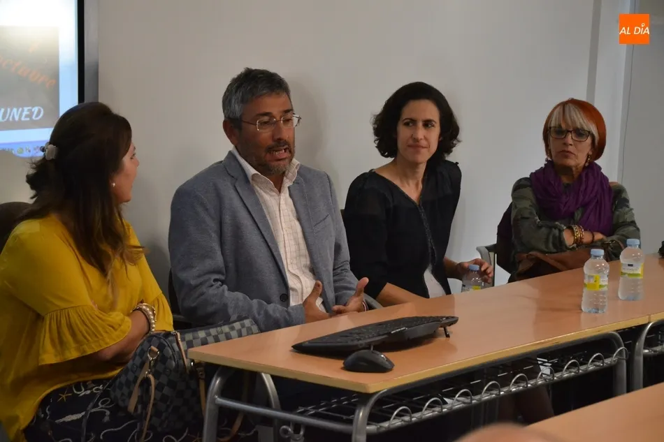Foto 6 - Abierto el curso en el Aula de la UNED de Ciudad Rodrigo, la sede &ldquo;m&aacute;s din&aacute;mica&rdquo; del Centro...