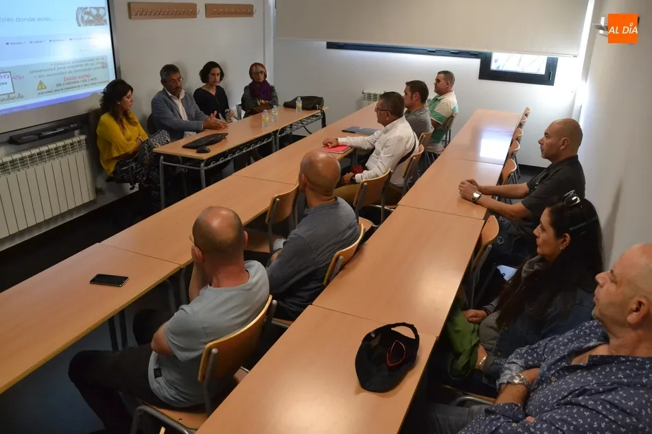 Foto 5 - Abierto el curso en el Aula de la UNED de Ciudad Rodrigo, la sede &ldquo;m&aacute;s din&aacute;mica&rdquo; del Centro...