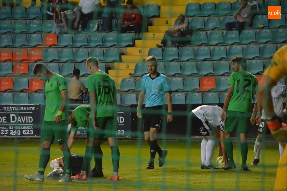 Foto 7 - El Salamanca UDS se da una alegr&iacute;a antes del derbi al vencer al Burgos y pasar de ronda (1-0)
