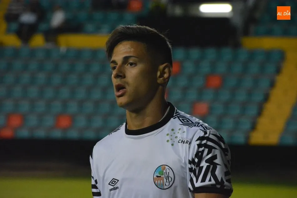 Foto 6 - El Salamanca UDS se da una alegr&iacute;a antes del derbi al vencer al Burgos y pasar de ronda (1-0)