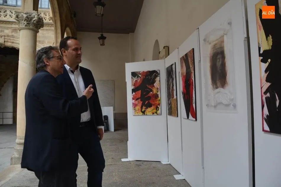 Foto 3 - Miguel El&iacute;as rinde homenaje a San Juan de la Cruz con una exposici&oacute;n en La Salina
