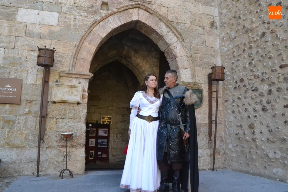 Foto 9 - Una pareja contrae matrimonio en el Parador al estilo medieval aprovechando la Feria  