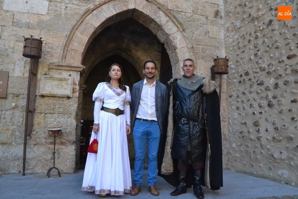 Foto 8 - Una pareja contrae matrimonio en el Parador al estilo medieval aprovechando la Feria  