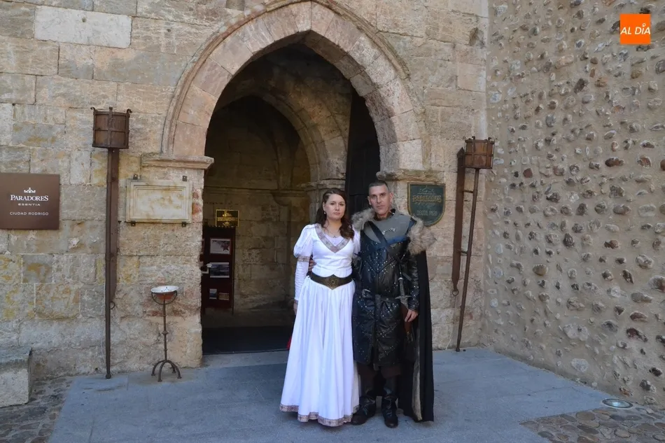Foto 11 - Una pareja contrae matrimonio en el Parador al estilo medieval aprovechando la Feria  