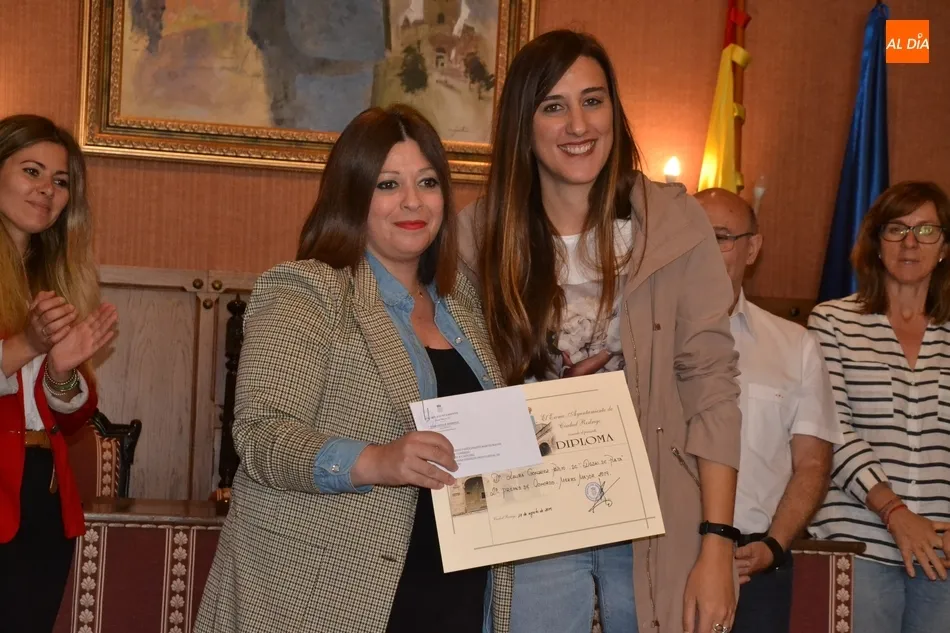 Foto 5 - Entregados los premios del Concurso del Martes Mayor, que se quiere reactivar ante la baja...