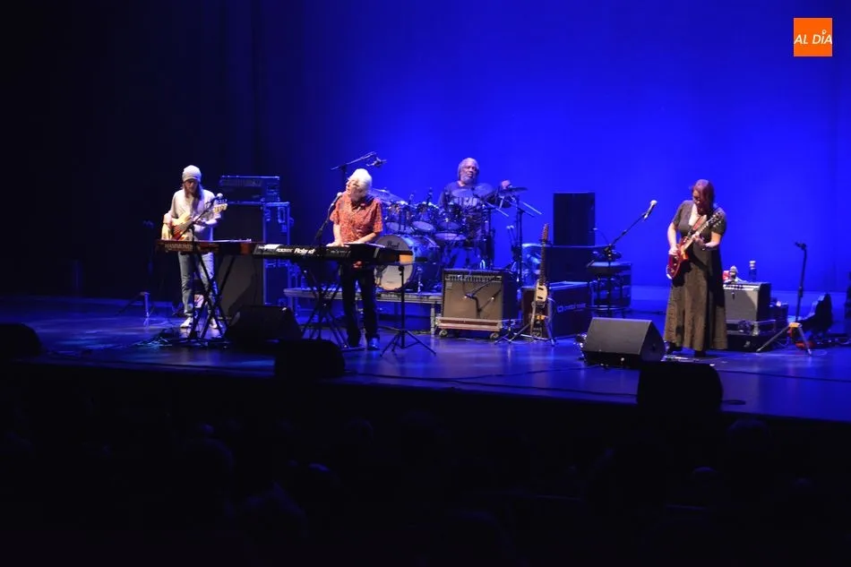 Foto 3 - El ic&oacute;nico John Mayall acerca su m&uacute;sica al CAEM