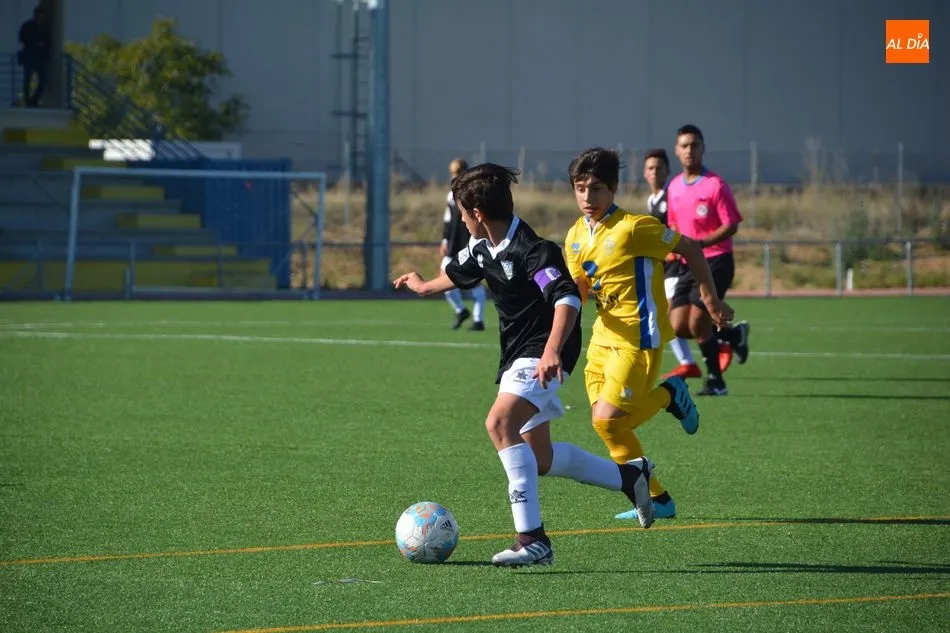 Foto 10 - Resultados, clasificaciones e im&aacute;genes del f&uacute;tbol base provincial