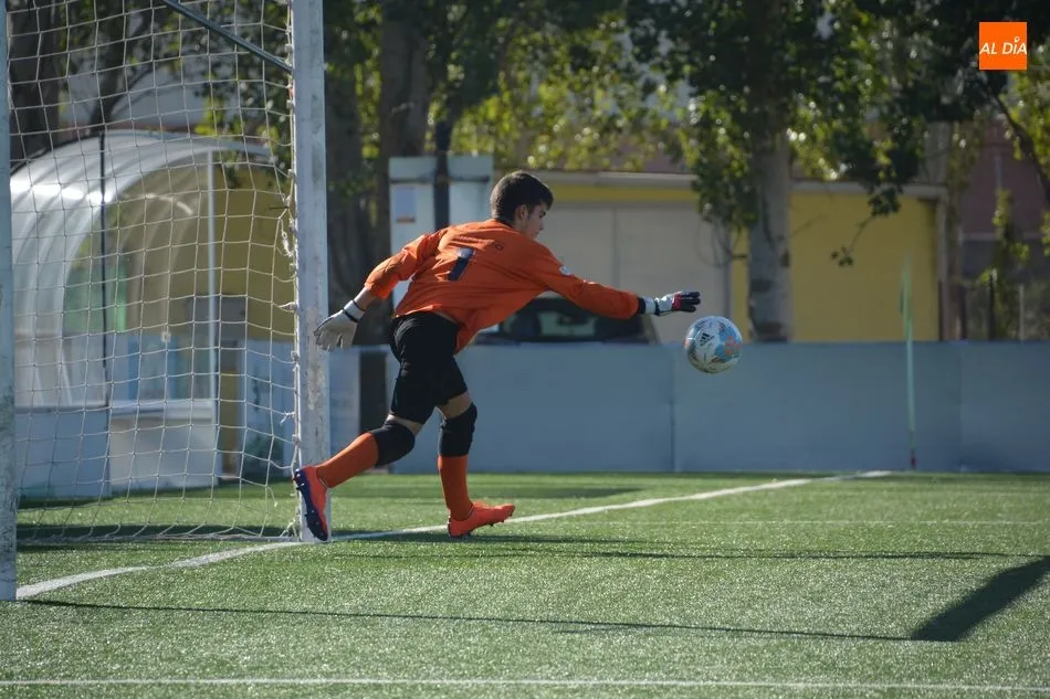 Foto 2 - Resultados, clasificaciones e im&aacute;genes del f&uacute;tbol base provincial