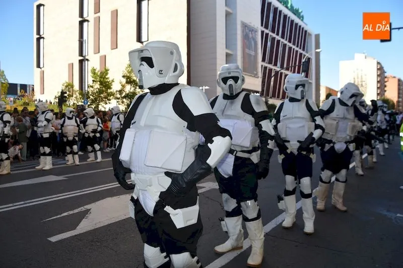 Desfile de las tropas de Star Wars por Salamanca / Lydia González
