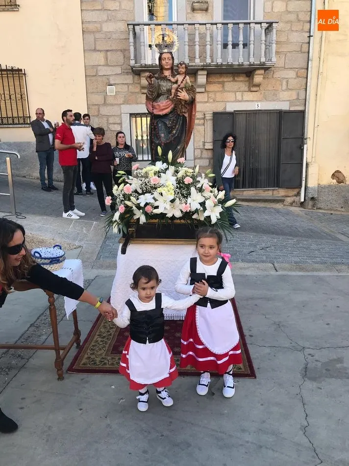 Foto 2 - La Feria de la Almendra de Saucelle sube un nuevo pelda&ntilde;o  