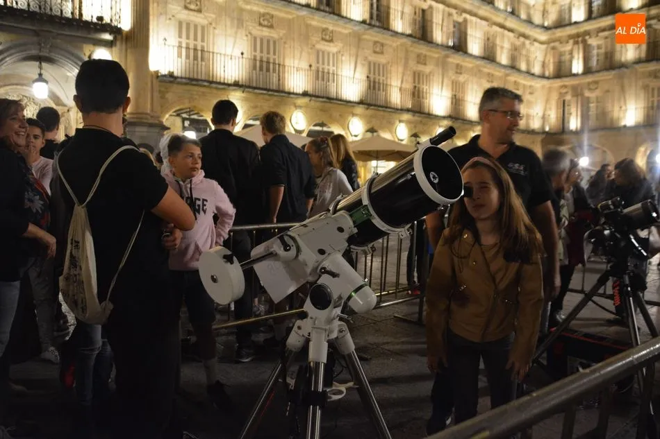 Foto 9 - La Organizaci&oacute;n Salmantina de la Astron&aacute;utica y el Espacio celebra la X Noche Internacional de...