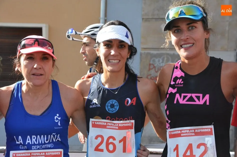 Foto 4 - Jes&uacute;s Galache y &Aacute;ngeles Mu&ntilde;oz vencen en la prueba competitiva de la V Carrera Popular Asprodes