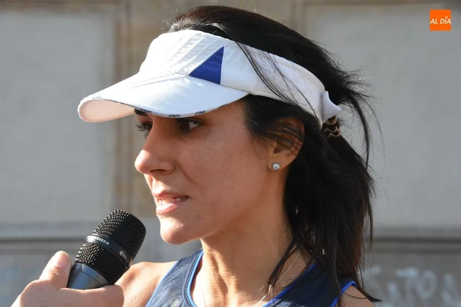 Foto 3 - Jes&uacute;s Galache y &Aacute;ngeles Mu&ntilde;oz vencen en la prueba competitiva de la V Carrera Popular Asprodes