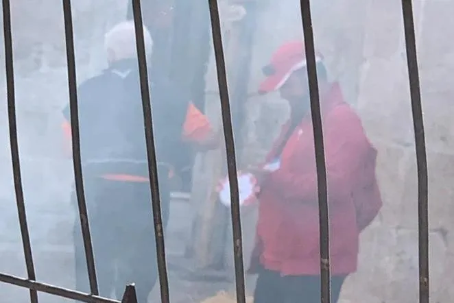 Foto 3 - Detenido un hombre que estaba realizando una cuestaci&oacute;n fraudulenta en la Feria Medieval  