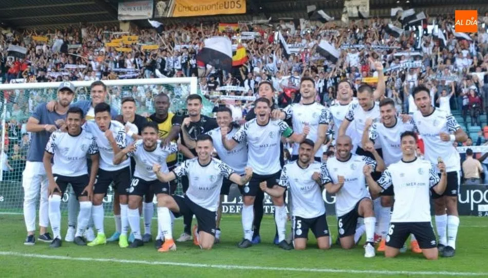 Foto 11 - Dos goles para olvidar un paup&eacute;rrimo espect&aacute;culo