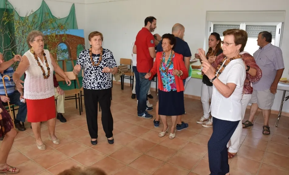Foto 7 - Puerto Seguro vive un d&iacute;a de fiesta en torno a la almendra  