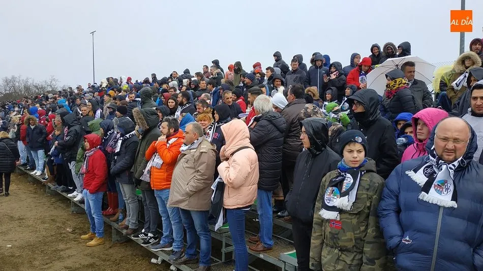 Aficionados del Salamanca UDS en el desplazamiento de la pasada temporada a Guijuelo / Archivo