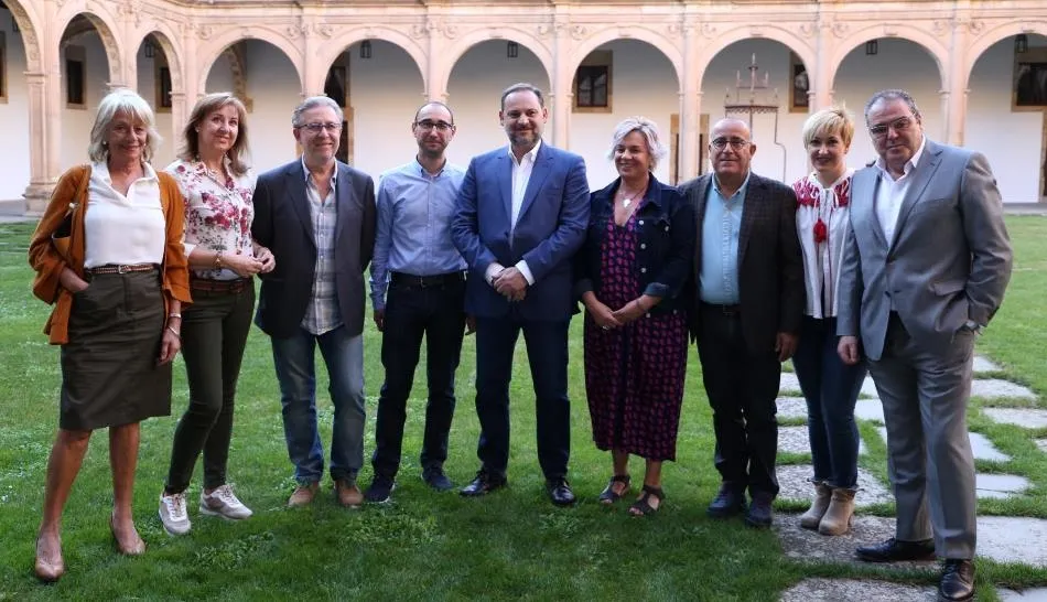 Integrantes de las listas del PSOE al Congreso y al Senado