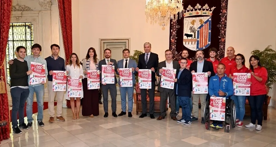 Presentación de la carrera en apoyo a la Fundación AVIVA