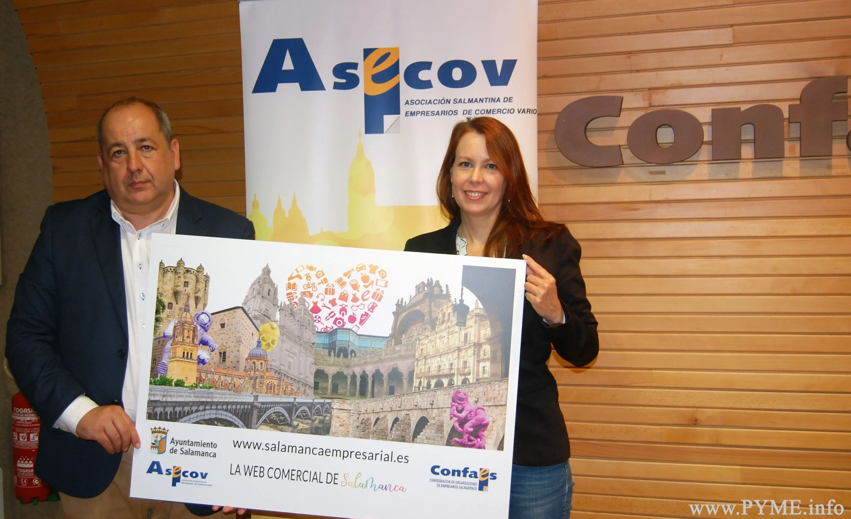 Ricardo Ortiz y Soledad Gómez durante la presentación del acuerdo