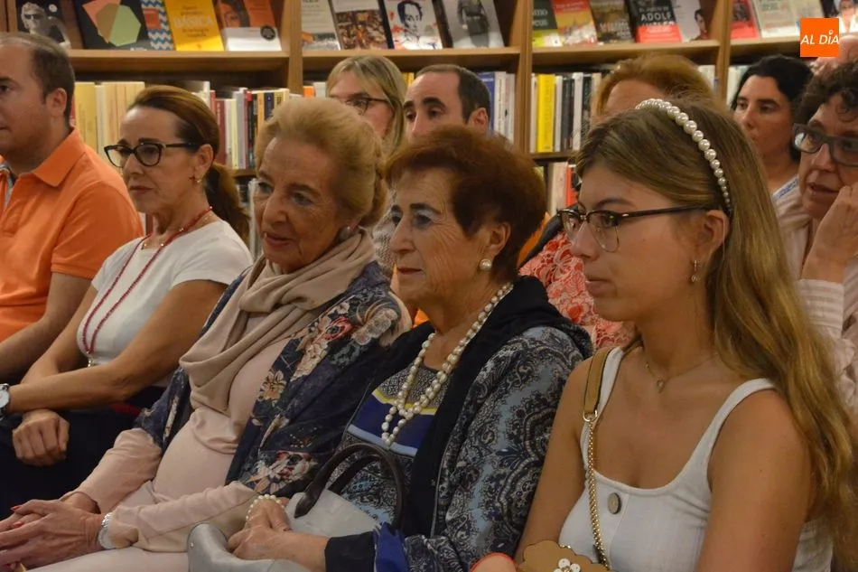 Foto 5 - Luis Garc&iacute;a Jambrina desvela los secretos de su &uacute;ltima novela, &lsquo;El manuscrito del aire&rsquo;