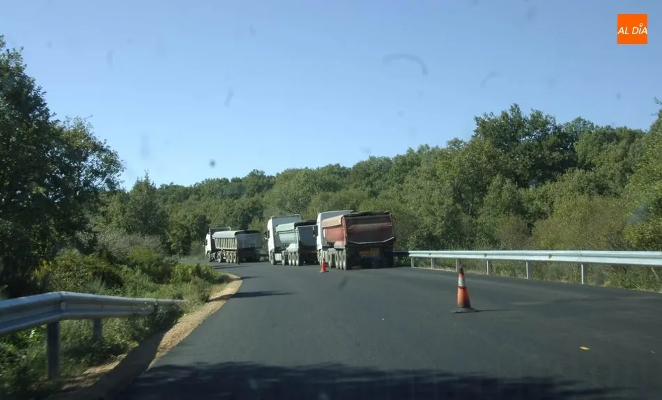 Foto 4 - Muere un motorista en un accidente de tr&aacute;fico a la altura de Pe&ntilde;aparda  