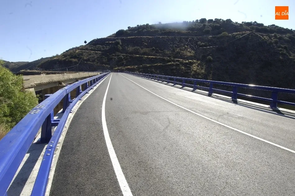 Foto 9 - Entra en funcionamiento el nuevo puente del Risco de Martiago  