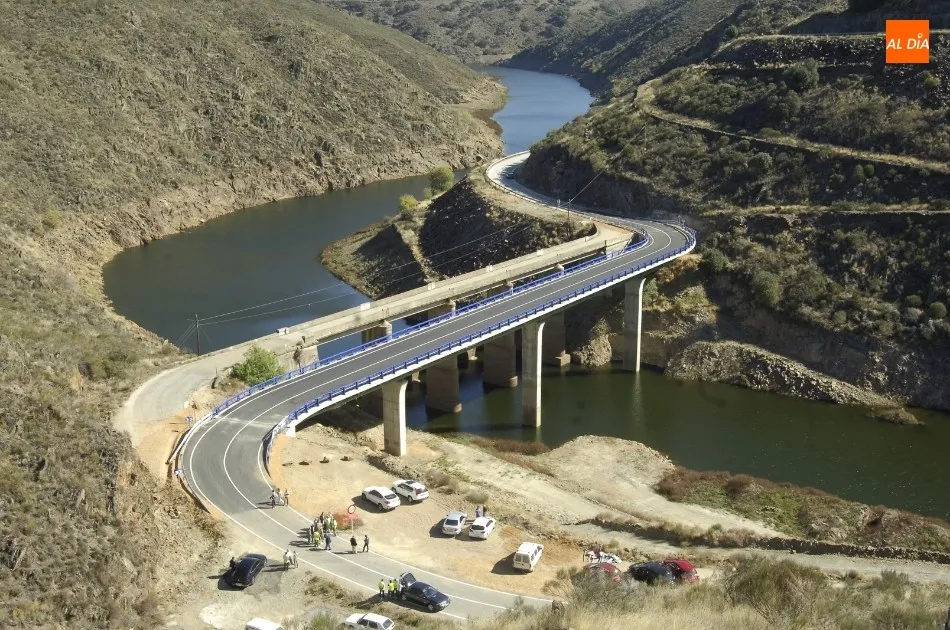 Foto 3 - Entra en funcionamiento el nuevo puente del Risco de Martiago  