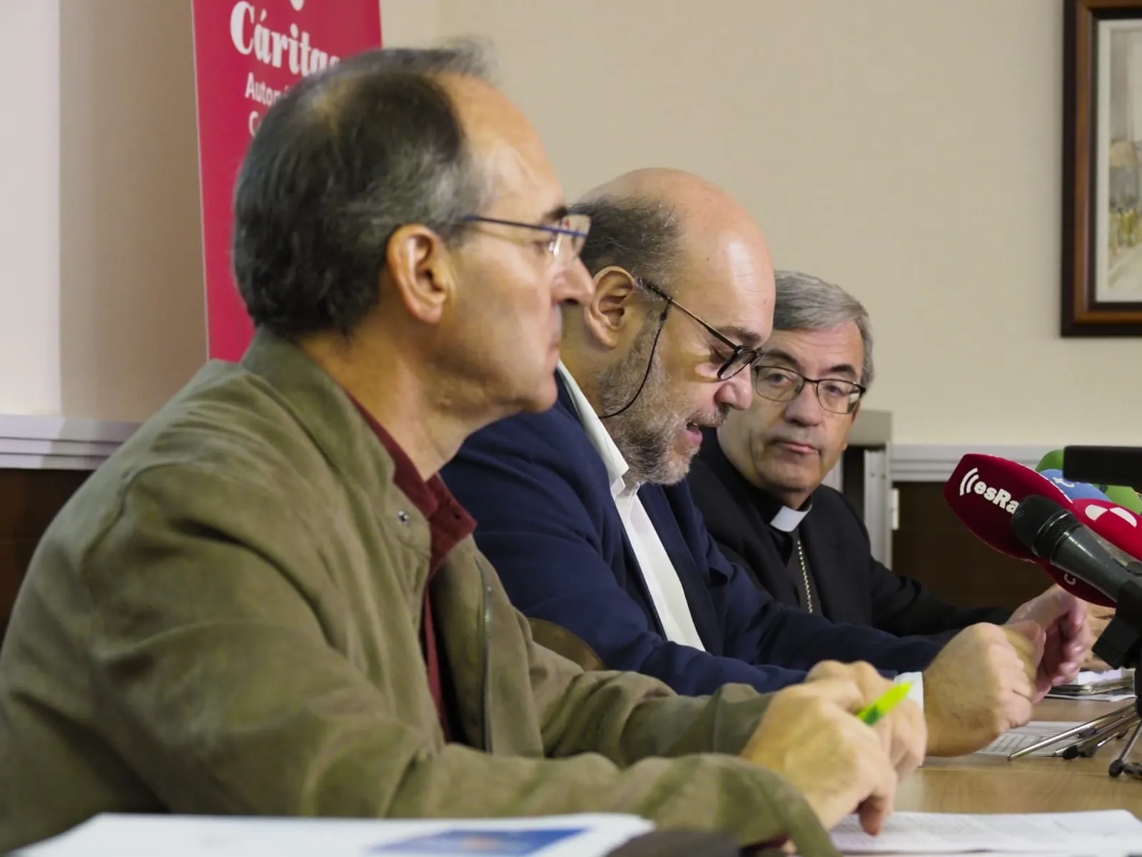 Exposición del informe por parte de Cáritas