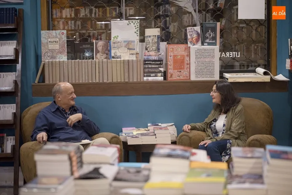 Foto 3 - Gustavo Mart&iacute;n Garzo y &lsquo;La rama que no existe&rsquo;&nbsp;en la librer&iacute;a Letras Corsarias  