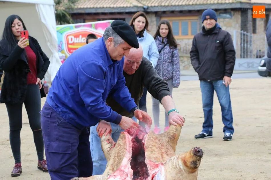 Imagen de la matanza tradicional celebrada el año pasado en Barruecopardo / CORRAL