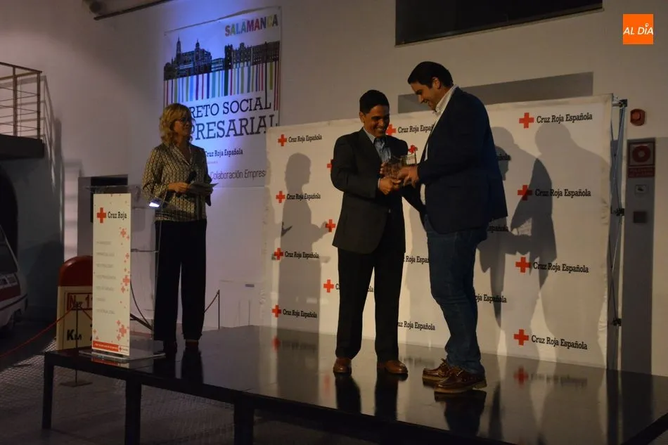 Foto 8 - Cruz Roja reconoce en un emotivo acto la colaboraci&oacute;n de 323 empresas de Salamanca