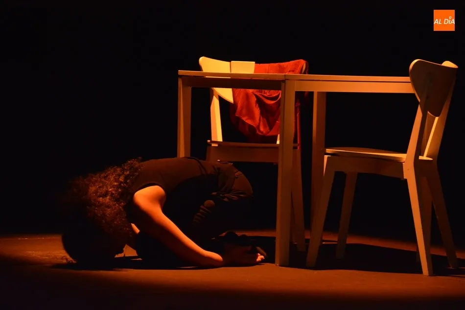 Foto 5 - Lleno en el estreno absoluto de la obra &lsquo;Hormigas en el alma&rsquo; de Foroasteros Teatro
