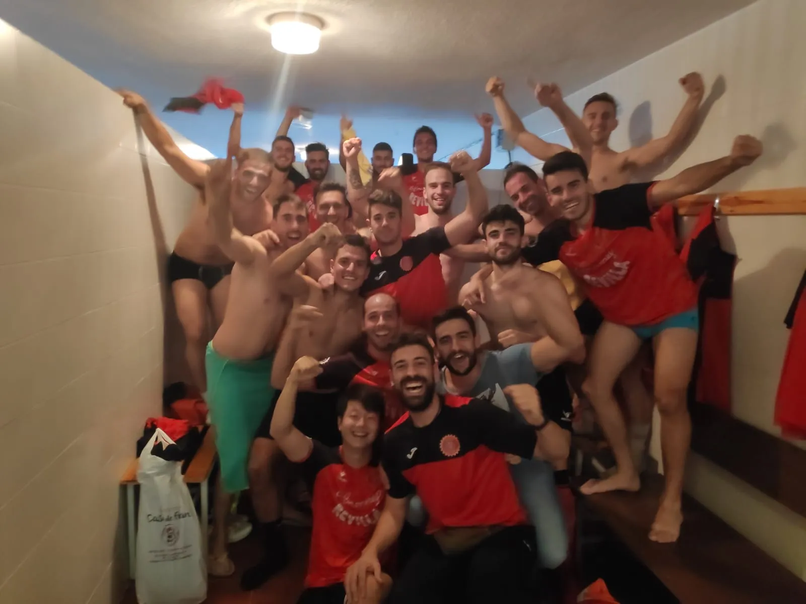 Foto 2 - El derbi entre el Navega y el B&eacute;jar Industrial marca el inter&eacute;s de la jornada