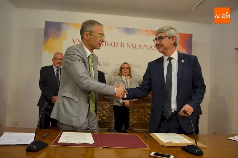 Ricardo Rivero y José Daniel Posadas antes de la firma del acuerdo de patrocinio / Lydia González
