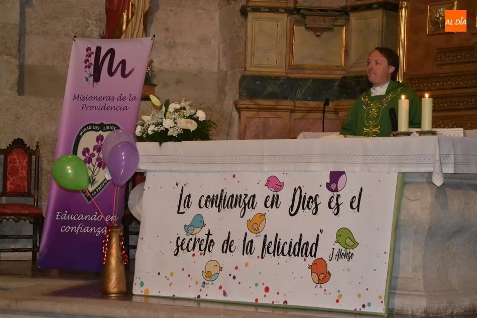 Foto 9 - Misioneras de la Providencia clausura con una misa la celebraci&oacute;n de sus 50 a&ntilde;os en Ciudad...