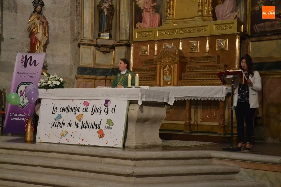Foto 4 - Misioneras de la Providencia clausura con una misa la celebraci&oacute;n de sus 50 a&ntilde;os en Ciudad...