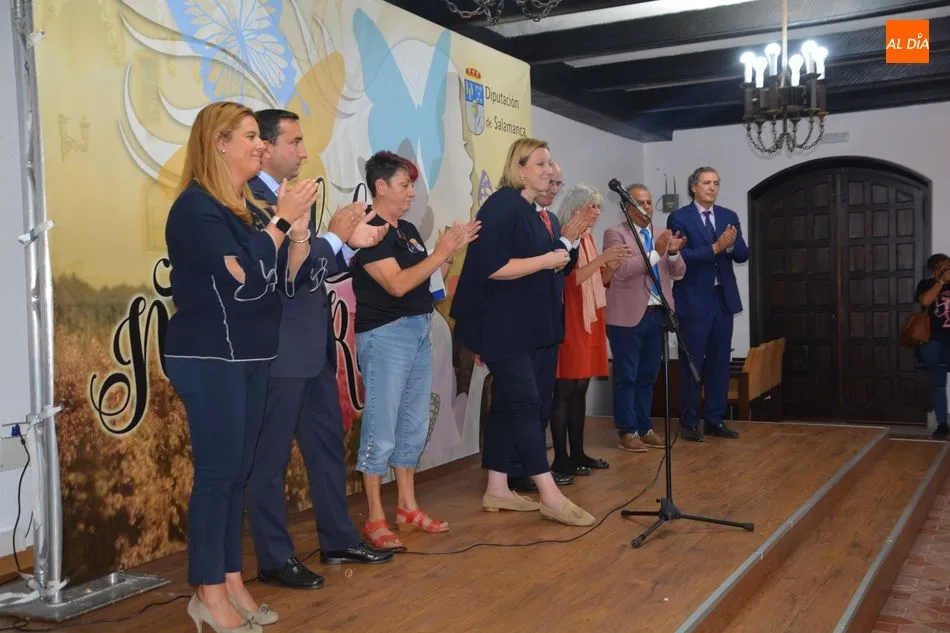 Foto 8 - La figura de la mujer rural recibe un merecido homenaje por parte de la Diputaci&oacute;n de Salamanca