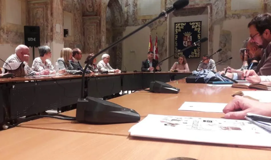 Foto 2 - El Ayuntamiento pide colaboraci&oacute;n a la Junta para reforzar la atenci&oacute;n tur&iacute;stica en la ciudad  