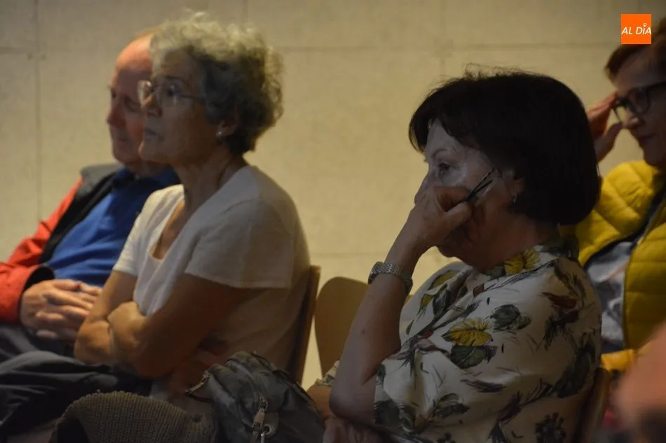 Foto 10 - La investigadora Isabel Varela Nieto ofrece una conferencia sobre la sordera en la Casa de las...