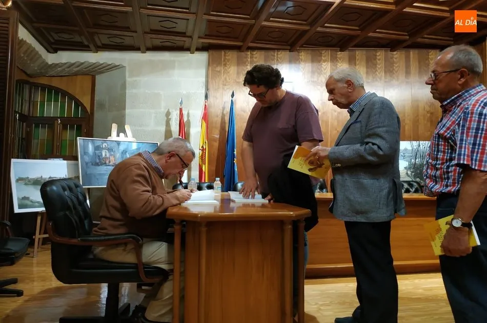 Foto 4 - Manuel Diego presenta &lsquo;Las espinas del coraz&oacute;n de Santa Teresa&rsquo;