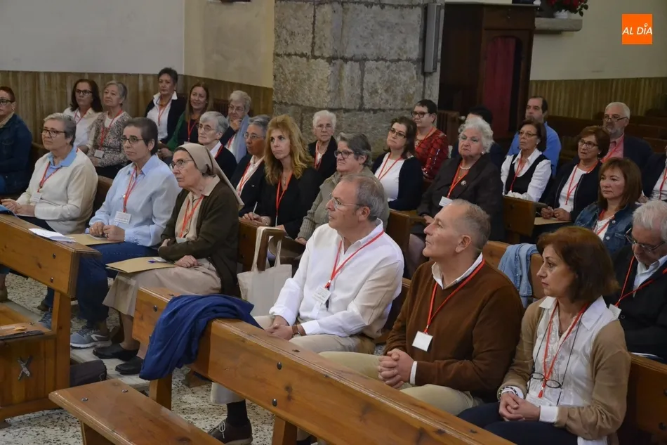 Assumpta Serna y Scott Cleverdon forman a 30 animadores litúrgicos parroquiales  