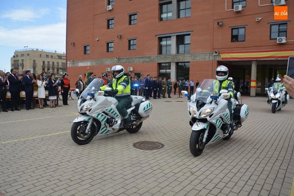 Foto 5 - La Guardia Civil celebra la fiesta de su patrona con distinciones y un vistoso desfile