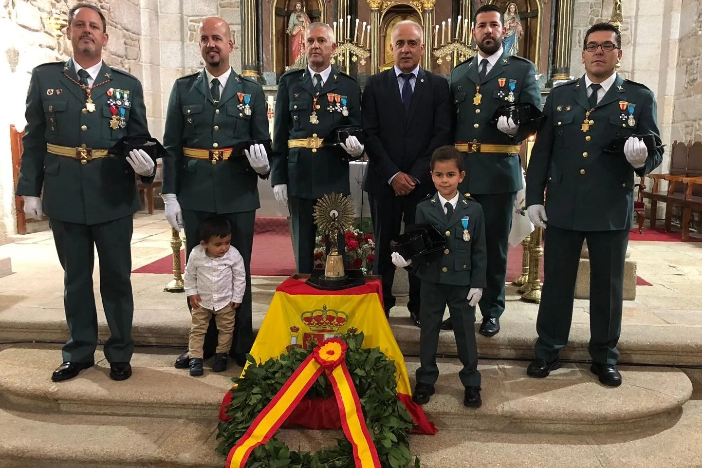 Foto 6 - La Guardia Civil celebra en la comarca de Vitigudino el d&iacute;a de la Virgen del Pilar  