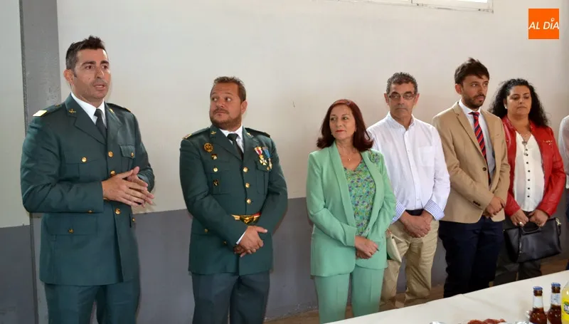 Foto 5 - La Guardia Civil de Pe&ntilde;aranda, arropada por cientos de vecinos en la festividad de su patrona